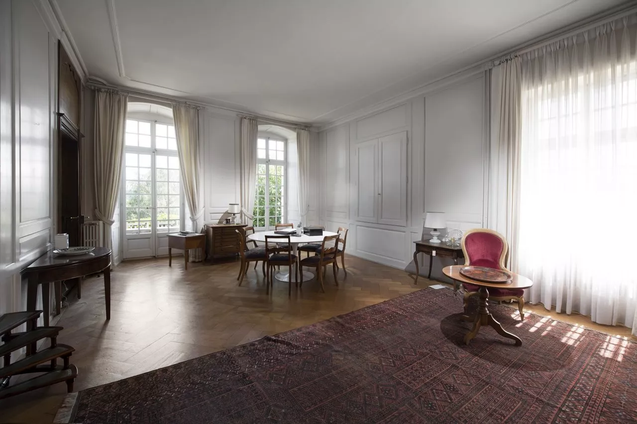 Le séjour avec accès terrasse